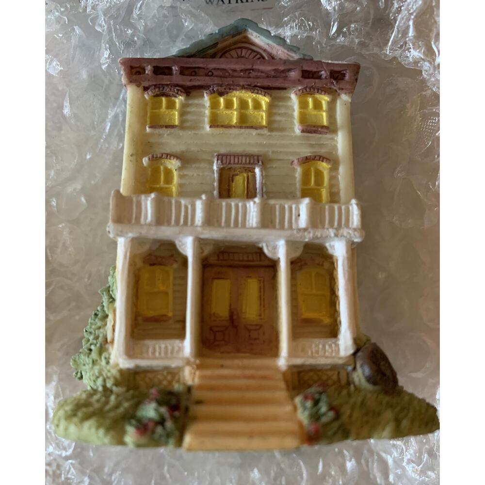Liberty Falls Rev Watkins House AH45 Americana collection 1994 Village